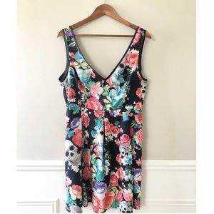 Floral skull Hot Topic Dress 🌹 💀